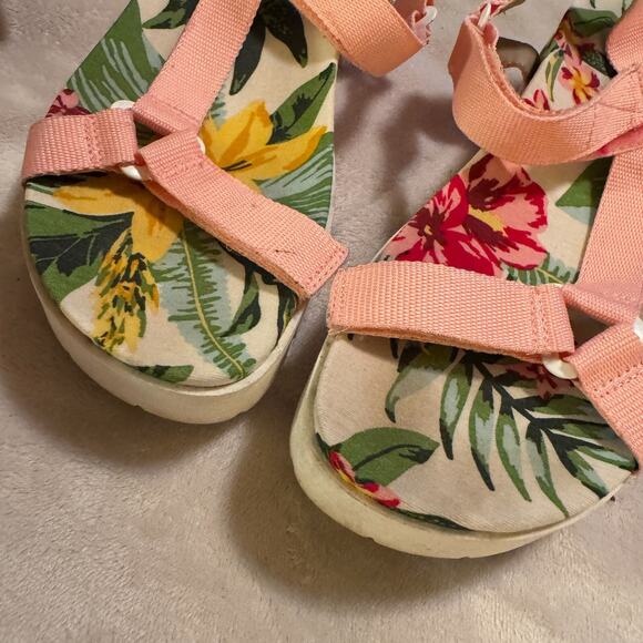 Charles David Pink Platform Chunky Sandals sz 7.5 strappy tropical beach - Picture 6 of 6